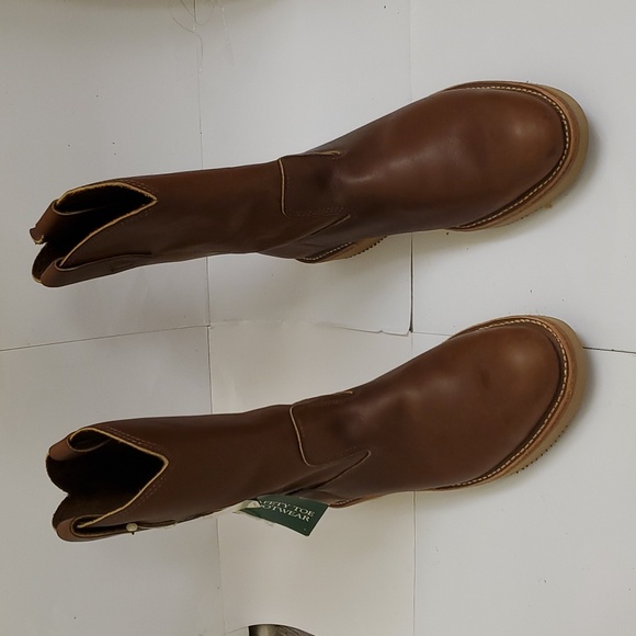 🤩New with tags Rare Vintage Fia real leather Mens boots size 8 D